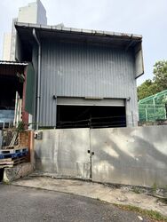 Jalan Senang (D14), Factory #500016381